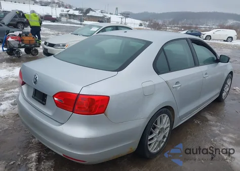 2014 Volkswagen Jetta 2.0L S z USA, uszkodzony, nr VIN 3VW1K7AJ5EM367119